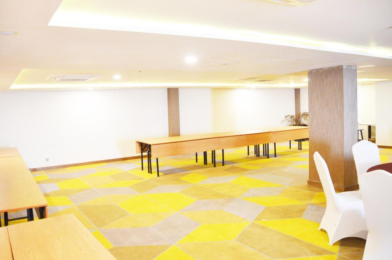 סמאראנג Louis Kienne Hotel Pemuda מראה חיצוני תמונה